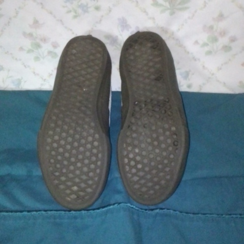 Men's Tan Suede Skater Shoes. Size 6.5 U.S. - Picture 4 of 4
